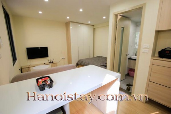 Bright studio for rent in Ngoc Ha str, Ba Dinh, near Bach Thao park 2