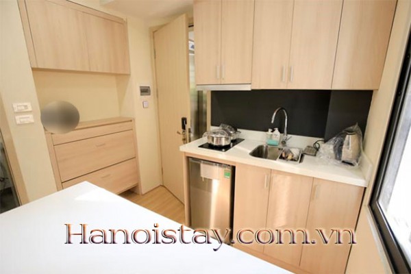 Bright studio for rent in Ngoc Ha str, Ba Dinh, near Bach Thao park 4