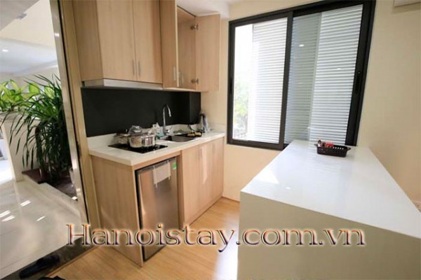 Bright studio for rent in Ngoc Ha str, Ba Dinh, near Bach Thao park 7
