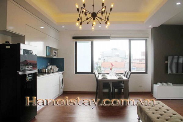 *Bright & Stunning 2 BR Apartment in Xuan Dieu Street - Near @Syrena Center, @West Lake* 2