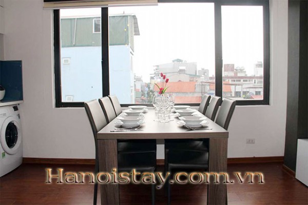 *Bright & Stunning 2 BR Apartment in Xuan Dieu Street - Near @Syrena Center, @West Lake* 3