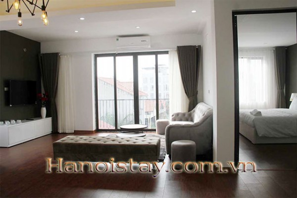 *Bright & Stunning 2 BR Apartment in Xuan Dieu Street - Near @Syrena Center, @West Lake* 9
