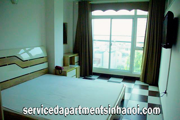 Bright Two Bedroom Apartment for rent in Hoang Hoa Tham Street, Ba Dinh 10