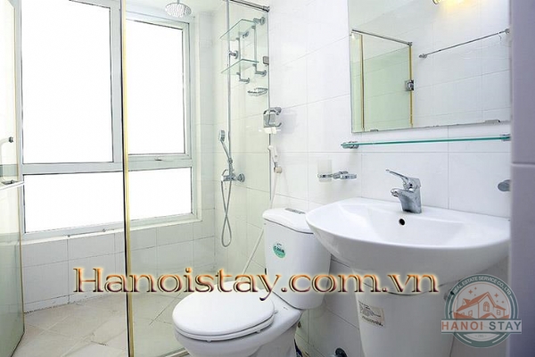 Bright Two Bedroom Property for Rent near Truc Bach lake, Ba Dinh 5