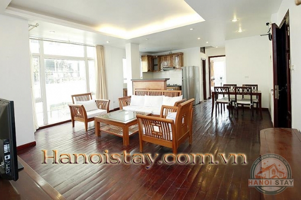 Bright Two Bedroom Property for Rent near Truc Bach lake, Ba Dinh 8