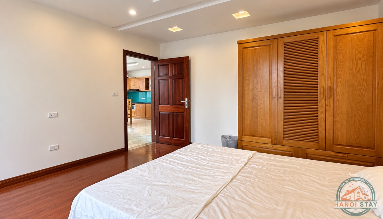 Bright Two Bedroom Property for Rent near Truc Bach lake, Ba Dinh 10