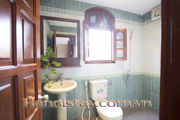Budget Price Property Rental in Au Co street, Tay Ho, Walking distance to Sheraton Hotel 16