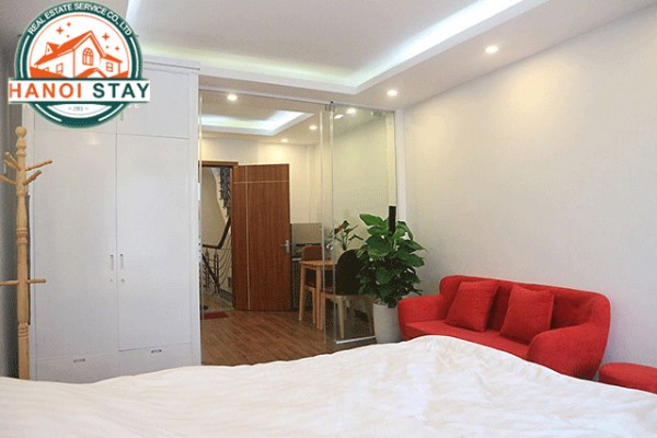 Budget Price Property Rental in Nghi Tam street, Tay Ho 3