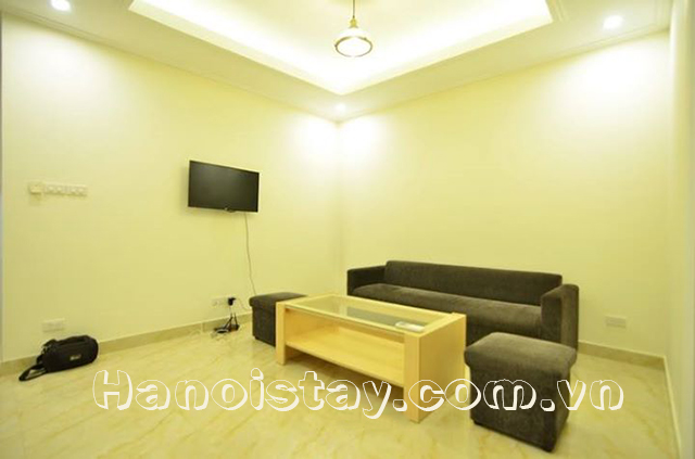 Budget Price Three Bedroom Apartment Rental in Doi Can Street, Ba Dinh 2