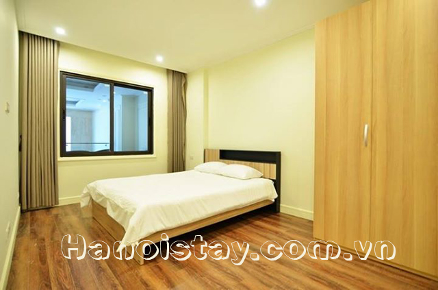 Budget Price Three Bedroom Apartment Rental in Doi Can Street, Ba Dinh 9