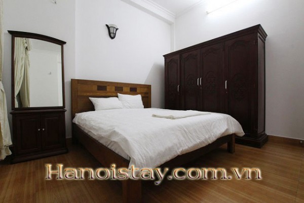 Budget Price Two bedroom Apartment for rent in Nghi Tam Str, Tay Ho, Spacious livingroom 4