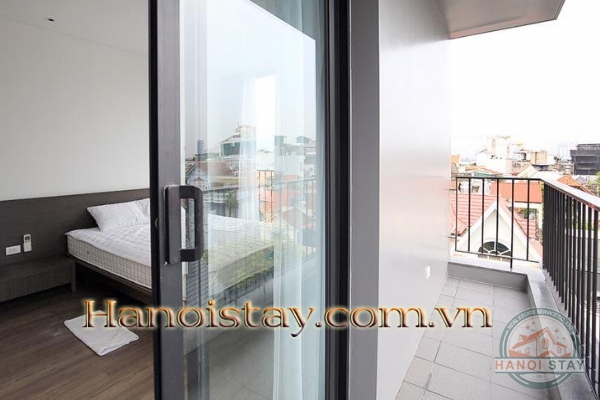 *Cannot ignore the attraction of super-bright & modern 3 Bedroom Apartment Rental in Tay ho* 8