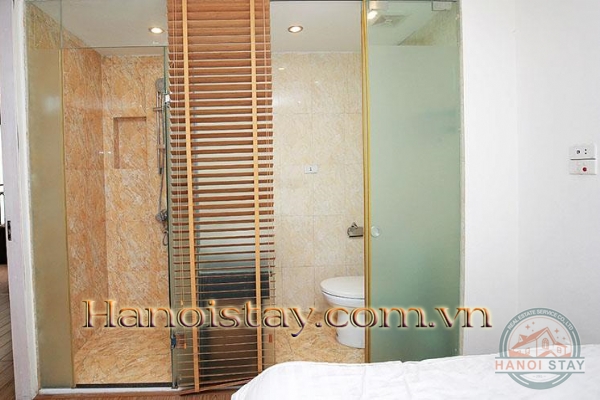 *Central & Bright Two Bedroom Apartment Rental in Xuan Dieu street, Tay Ho* 8