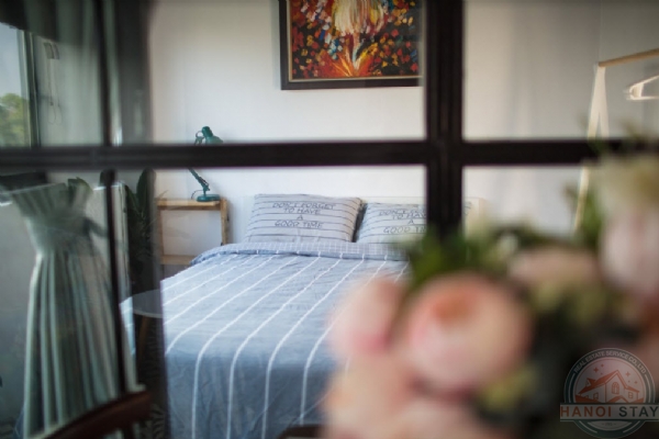 Centrally located, well equipped & lightful 2 BR apartment for rent in Hoan Kiem district 2