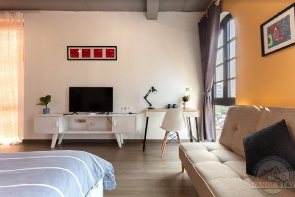 Centrally located, well equipped & lightful 2 BR apartment for rent in Hoan Kiem district 19