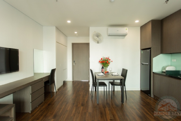 Centrally located, well equipped, stylish Apartment for rent in Doi Can str, Ba Dinh 6