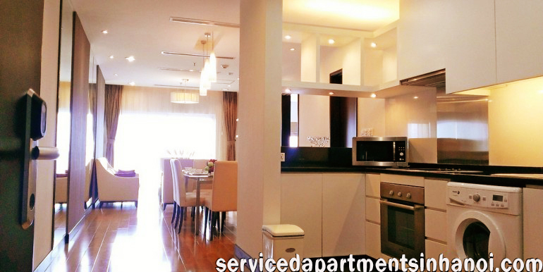 Cheap 2 bdr apartment for rent in Hoabinh Green, Badinh 8