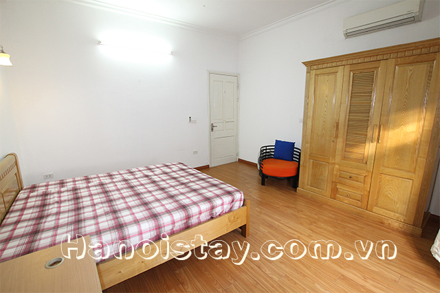 Cheap and Bright 2 Bedroom Apartment Rental in Xuan Dieu street, Tay Ho 2