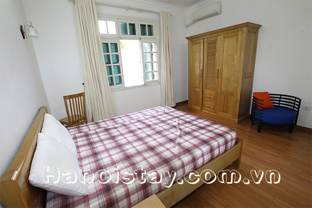 Cheap and Bright 2 Bedroom Apartment Rental in Xuan Dieu street, Tay Ho 3