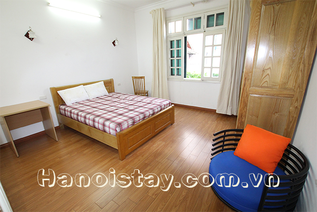 Cheap and Bright 2 Bedroom Apartment Rental in Xuan Dieu street, Tay Ho 4
