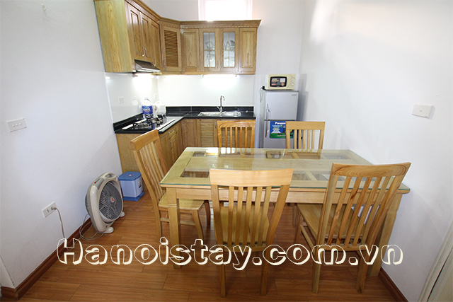 Cheap and Bright 2 Bedroom Apartment Rental in Xuan Dieu street, Tay Ho 9