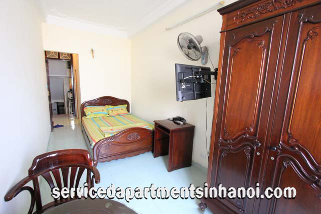 Cheap Apartment For rent close to Van Mieu street, Dong Da 3