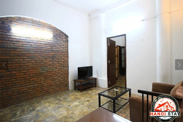 Cheap Apartment For Rent in Dang Thai Mai street, Tay Ho district 2