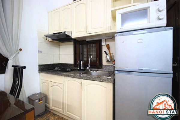 Cheap Apartment For Rent in Dang Thai Mai street, Tay Ho district 4