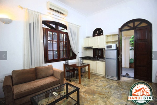 Cheap Apartment For Rent in Dang Thai Mai street, Tay Ho district 6