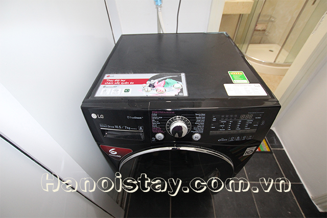 Cheap Apartment For rent in Yen Phu street, Tay Ho district, Nice furniture 5