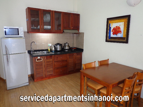 Cheap One bedroom Apartment for rent in Trieu Viet Vuong str, Hai Ba Trung With Balcony 3