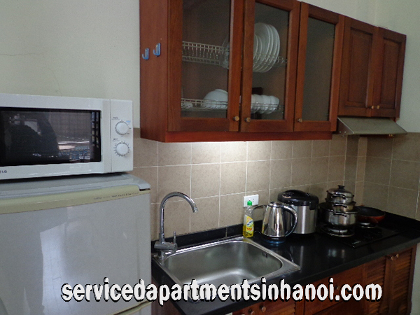 Cheap One bedroom Apartment for rent in Trieu Viet Vuong str, Hai Ba Trung With Balcony 4