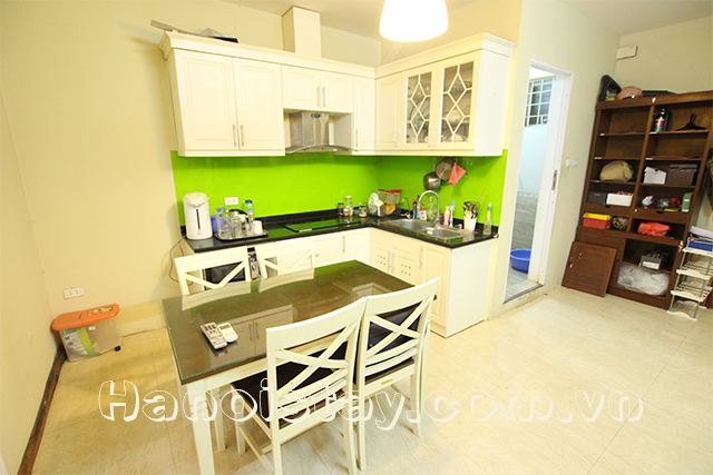 Cheap One Bedroom Apartment in a French House for Rent in Tran Hung Dao street, Hoan Kiem 2
