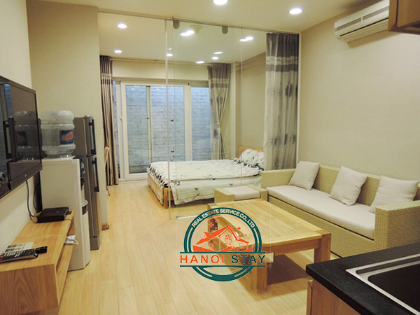Cheap One Bedroom Apartment Rental in Dang Thai Mai street, Tay Ho 1