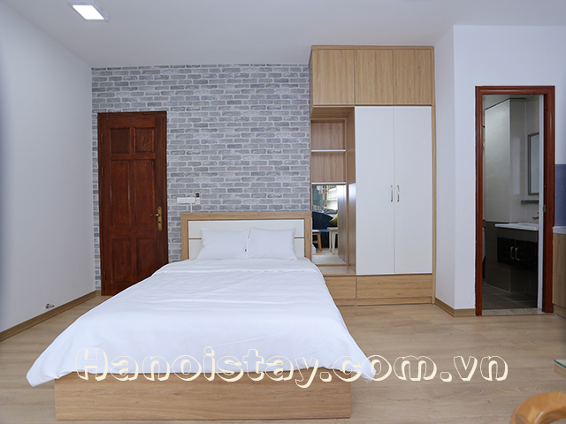 Cheap Serviced Apartment for rent in Giang Vo street, Ba Dinh 10