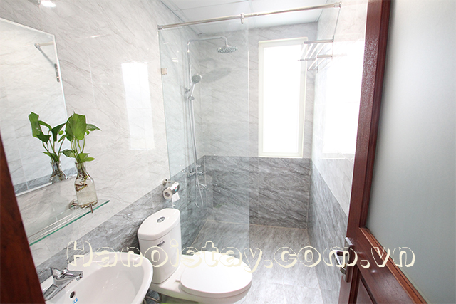 Cheap Studio Apartment For Rent in Kim Ma street, Ba Dinh 5