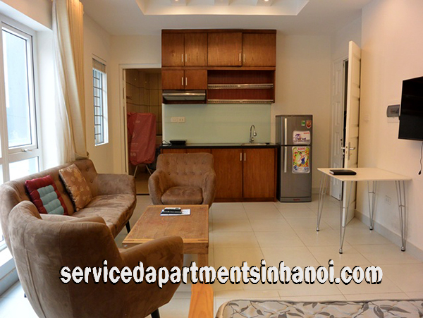 Cheap Studio Apartment for rent in Lac Long Quan Street, Tay Ho 1