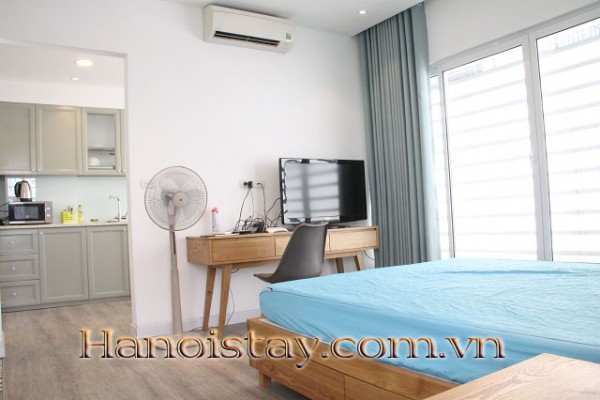 Cheap Studio Apartment Rental Close to Lotte Center, Ba Dinh 6