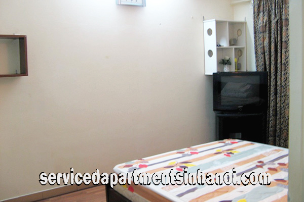 Cheap two bedroom apartment for rent in Nam Tu Liem district 5
