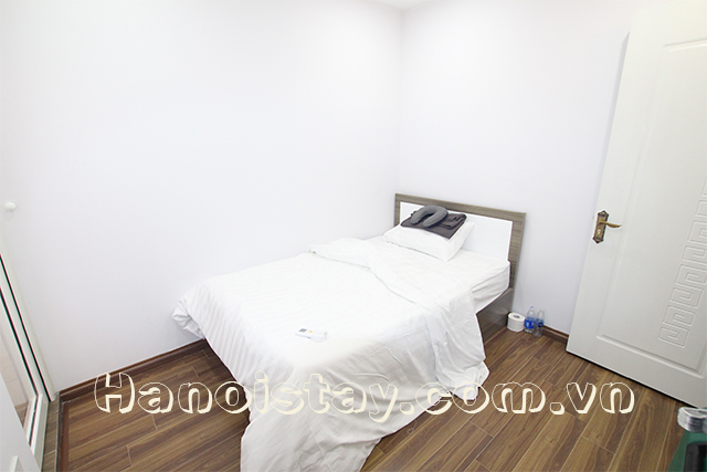 Cheap Two bedroom Apartment For Rent in Nui Truc Street, Ba Dinh 3