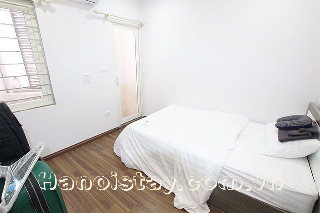 Cheap Two bedroom Apartment For Rent in Nui Truc Street, Ba Dinh 4