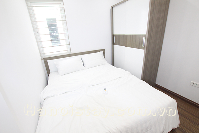 Cheap Two bedroom Apartment For Rent in Nui Truc Street, Ba Dinh 5