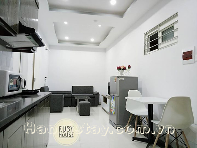 Cheap Two bedroom Apartment For Rent in Nui Truc Street, Ba Dinh 1