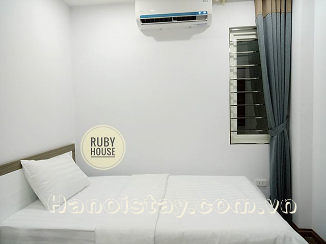 Cheap Two bedroom Apartment For Rent in Nui Truc Street, Ba Dinh 11