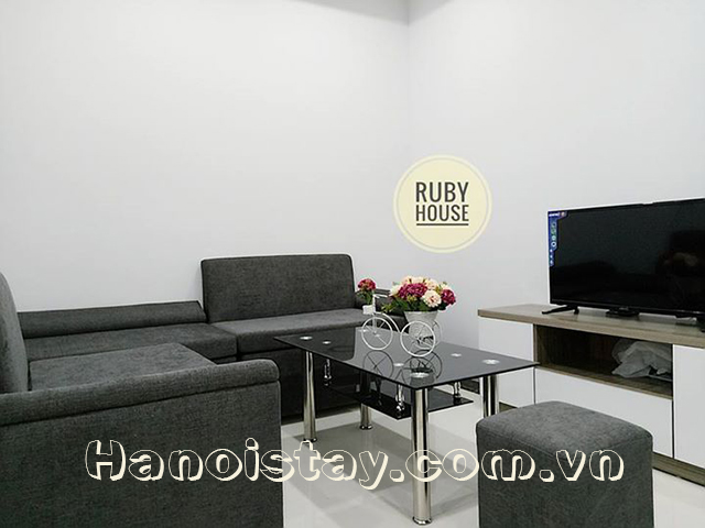 Cheap Two bedroom Apartment For Rent in Nui Truc Street, Ba Dinh 4