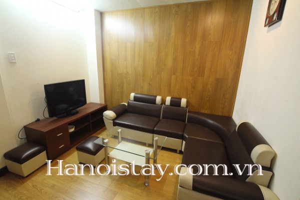 Cheap Two bedroom Apartment Rental in Hoang Cau street, Dong Da 2