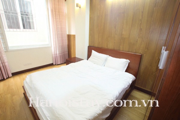 Cheap Two bedroom Apartment Rental in Hoang Cau street, Dong Da 5