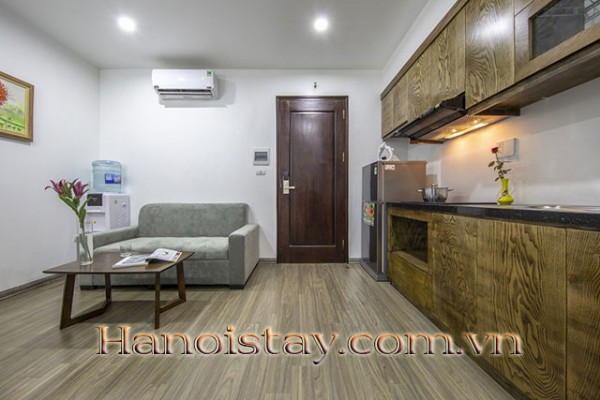 Clean, Bright & Comfy Apartment in Duy Tan street, Center of Cau Giay 1