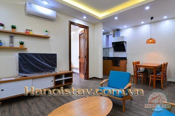 Comfortable, Affordable, Modern One Bedroom Apartment Rental in Dang Thai Mai str, Tay Ho 3