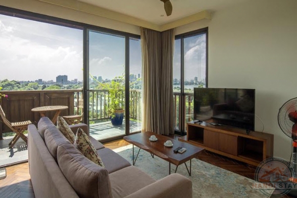Comfy 2 BR apartment for rent in Dang Thai mai str, Tay Ho 3